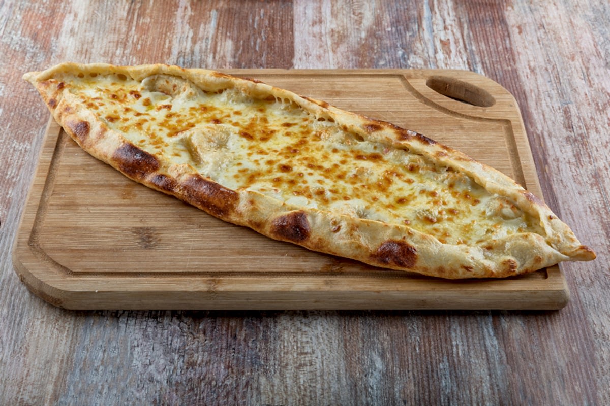 Kaşarlı Pide