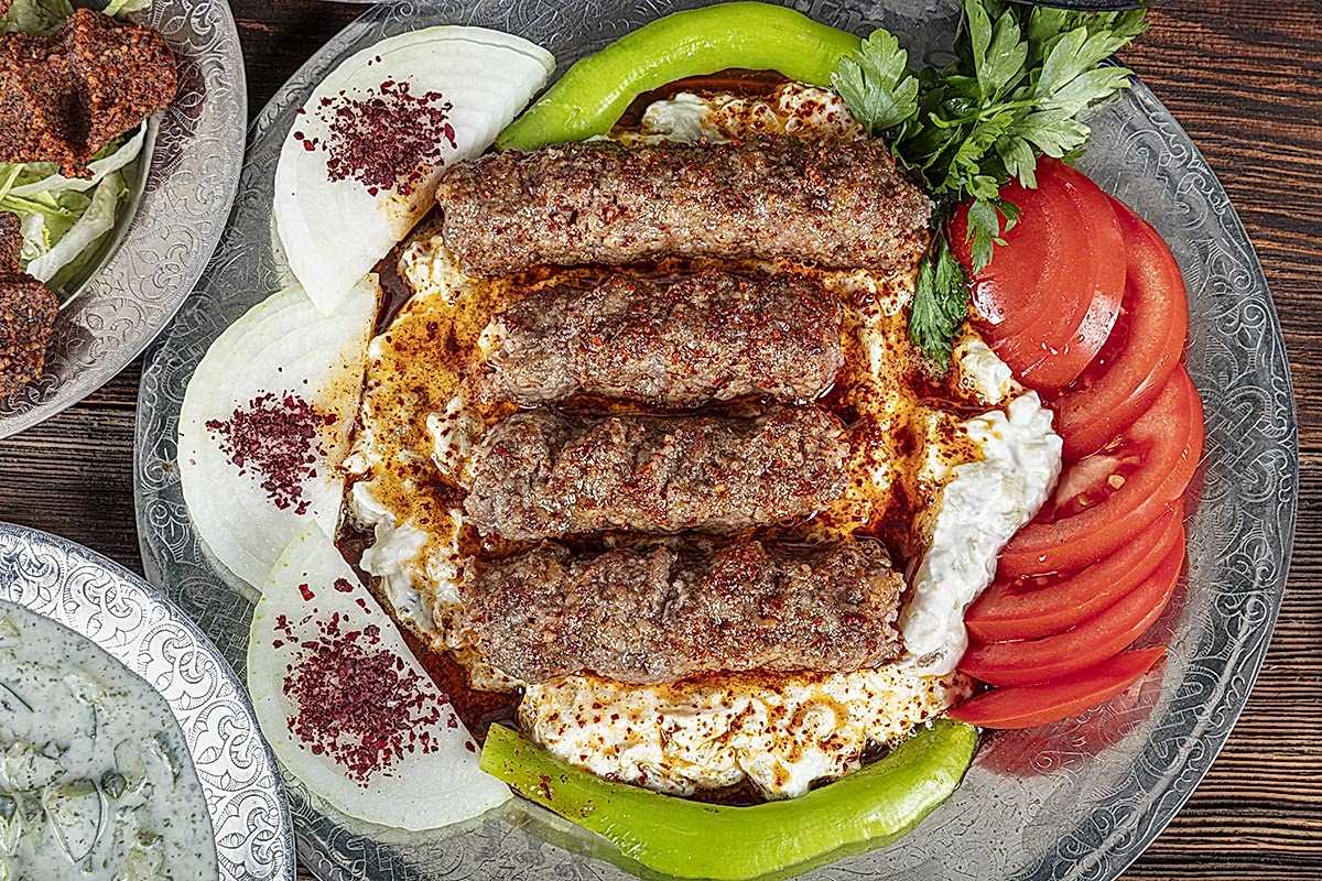 Alinazik Kebabı