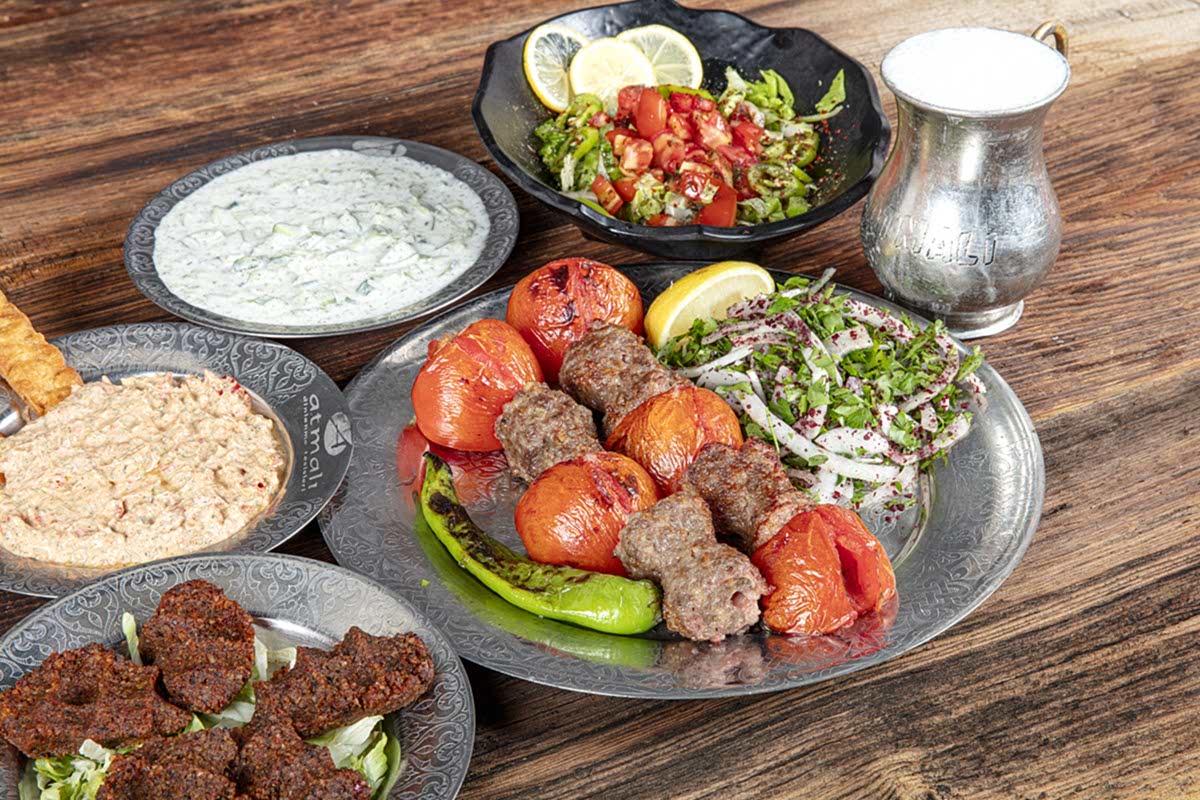 Domatesli Kebap